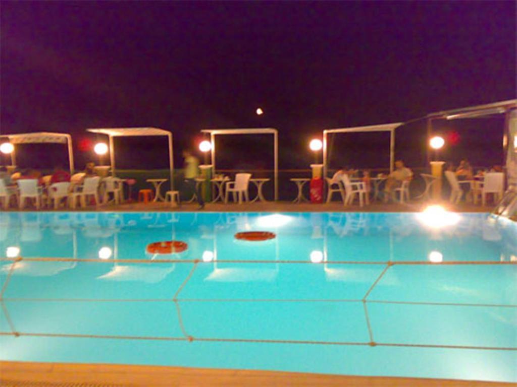 Blue Beach 아기오스니콜라우스 외부 사진